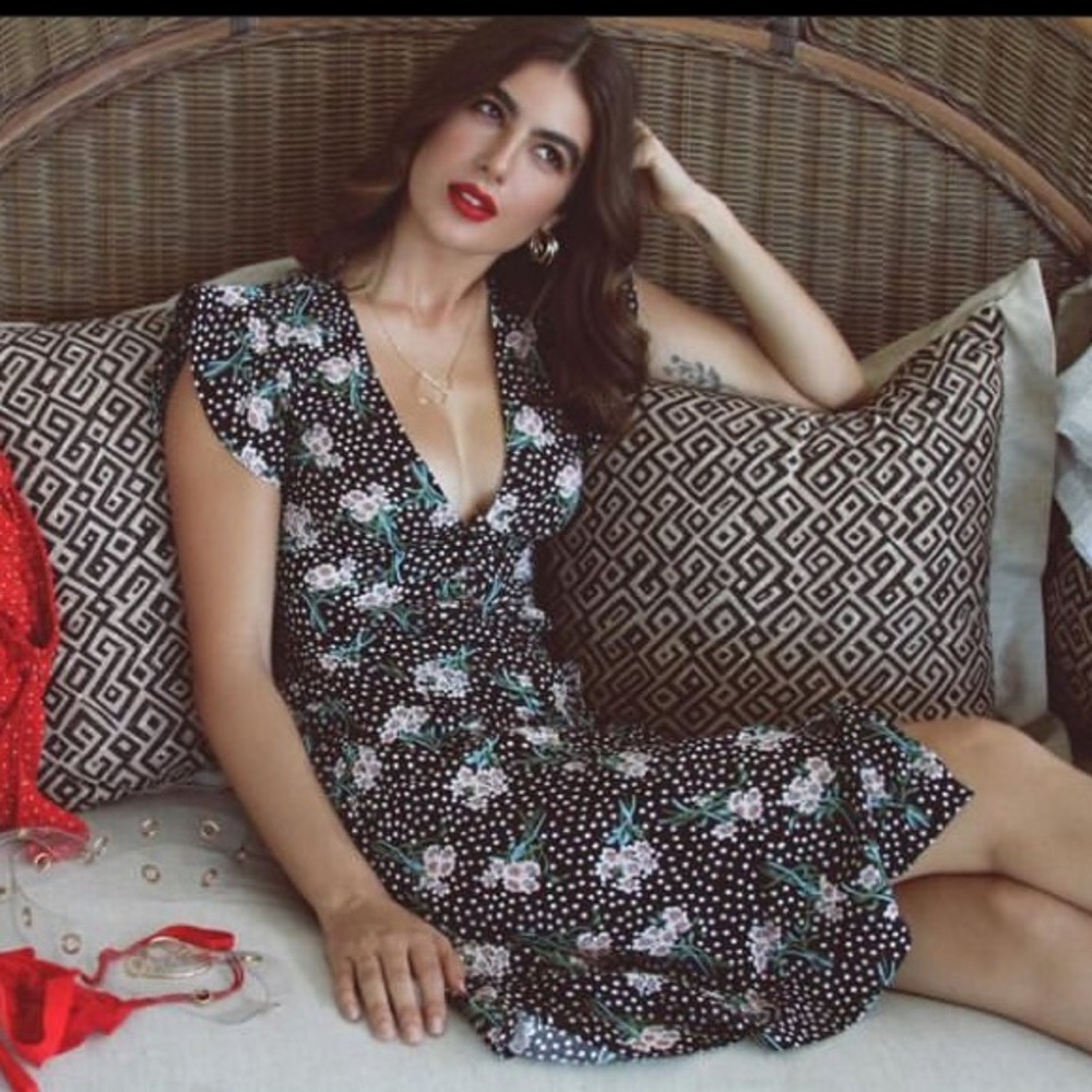 Polka dots narcissus dress